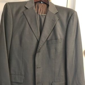 Men’s suit